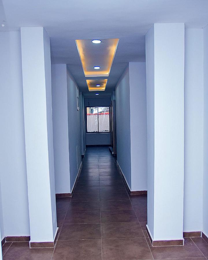 Hotel Capitol Ikeja Εξωτερικό φωτογραφία